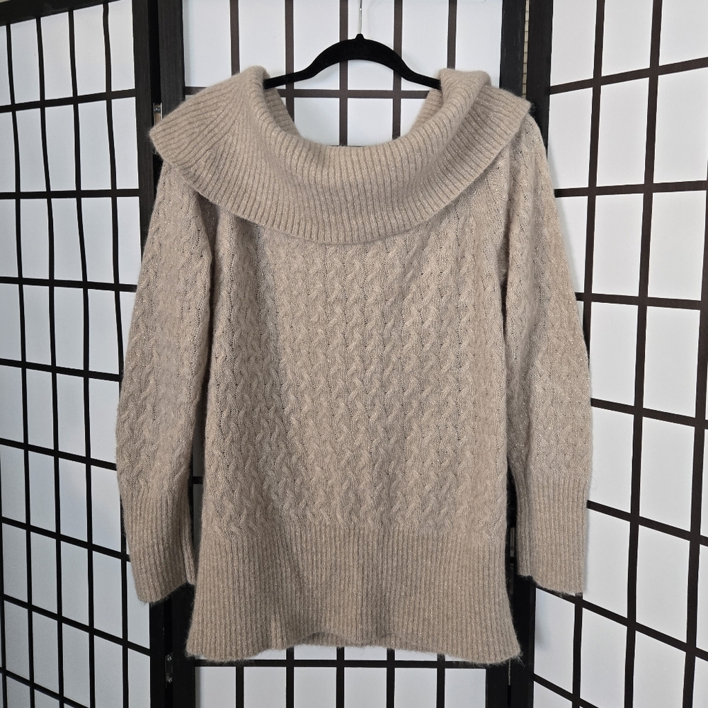 Banana Republic Italian Cowlneck Yarn Alpaca Blend Beige Metallic Knit Sweater